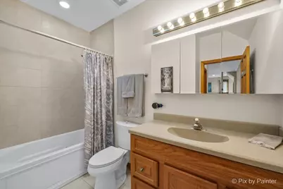 24 W Devon Avenue, Roselle, IL 60172 - Photo 14