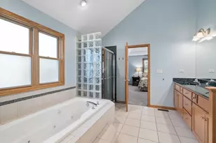 1808 Russell Dr, Lisle, IL 60532 - Photo 22
