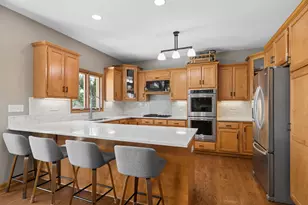 1808 Russell Dr, Lisle, IL 60532 - Photo 10