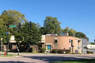 821 W State St, Geneva, IL 60134 - Photo 1