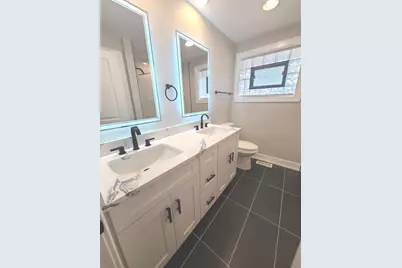 9028 Meade Avenue, Oak Lawn, IL 60453 - Photo 10