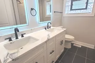 9028 Meade Ave, Oak Lawn, IL 60453 - Photo 10