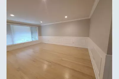 9028 Meade Avenue, Oak Lawn, IL 60453 - Photo 12