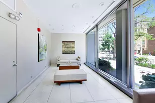 1355 N Sandburg Terrace, Chicago, IL 60610 - Photo 2