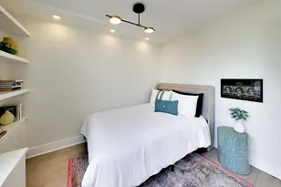 1355 N Sandburg Terrace, Chicago, IL 60610 - Photo 16