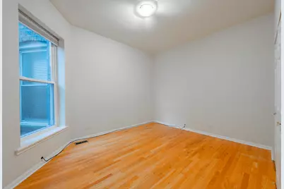 1017 W Dakin Avenue #1, Chicago, IL 60613 - Photo 12