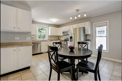 1025 N Main Street, Naperville, IL 60563 - Photo 4