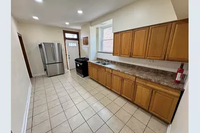 7634 S Phillips Avenue #3, Chicago, IL 60649 - Photo 8