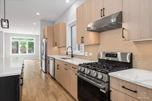5330 S Mason Ave, Chicago, IL 60638 - Photo 8