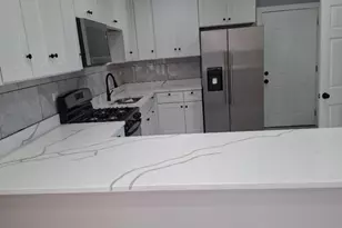 839 W 54th St, Chicago, IL 60609 - Photo 10