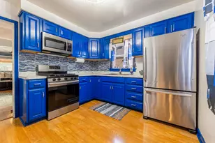 9543 S Mozart St, Evergreen Park, IL 60805 - Photo 10