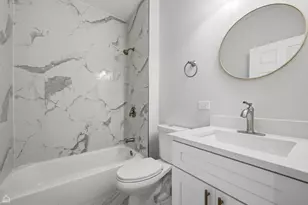 2301 S Laramie Ave, Cicero, IL 60804 - Photo 8