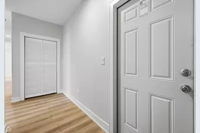 2301 S Laramie Avenue, Cicero, IL 60804 - Photo 2