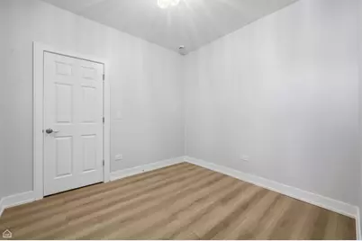 2301 S Laramie Avenue, Cicero, IL 60804 - Photo 14