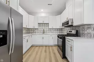 2301 S Laramie Ave, Cicero, IL 60804 - Photo 30