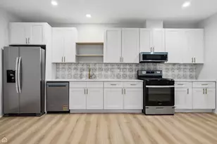 2301 S Laramie Ave, Cicero, IL 60804 - Photo 20