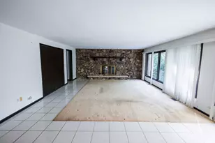 855 Charles St, Crete, IL 60417 - Photo 28