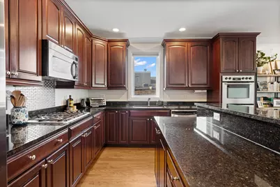 3531 N Wilton Avenue #4, Chicago, IL 60657 - Photo 2