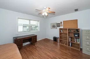 332 Palomino Ct, Grayslake, IL 60030 - Photo 20