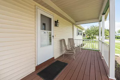 332 Palomino Court, Grayslake, IL 60030 - Photo 4