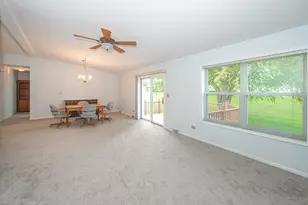 332 Palomino Ct, Grayslake, IL 60030 - Photo 12