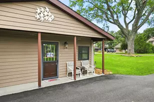 8726 E Mallard Ln, Wilmington, IL 60481 - Photo 6