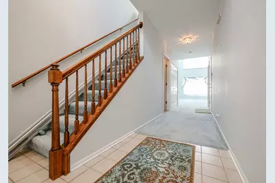407 Town Place Circle #407, Buffalo Grove, IL 60089 - Photo 2