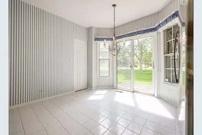 407 Town Place Circle #407, Buffalo Grove, IL 60089 - Photo 10