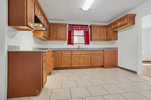 306 W Main St, Stanford, IL 61774 - Photo 2