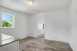 306 W Main St, Stanford, IL 61774 - Photo 20