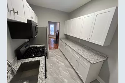 926 W Belle Plaine Avenue #1W, Chicago, IL 60613 - Photo 8