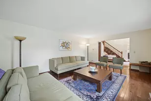 837 Heatherstone Dr, Schaumburg, IL 60173 - Photo 8