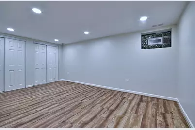 4915 Jerome Avenue, Skokie, IL 60077 - Photo 28