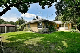 4915 Jerome Ave, Skokie, IL 60077 - Photo 36