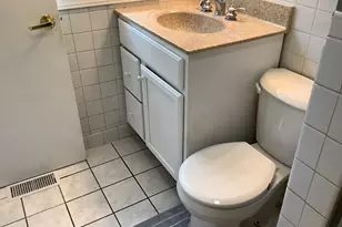 427 Kenyon Ave, Romeoville, IL 60446 - Photo 14