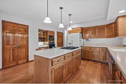 251 N Cambridge Drive, Geneva, IL 60134 - Photo 12