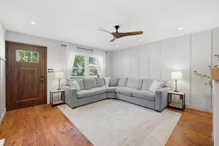 67 Barberry Dr, Crystal Lake, IL 60014 - Photo 2