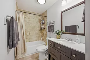 67 Barberry Dr, Crystal Lake, IL 60014 - Photo 16