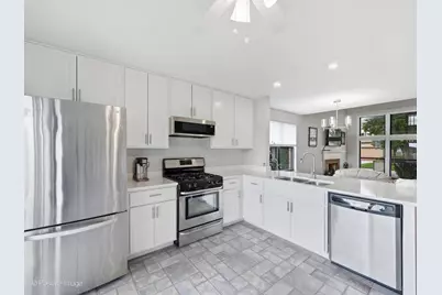 2821 Ashton Court, Westchester, IL 60154 - Photo 12