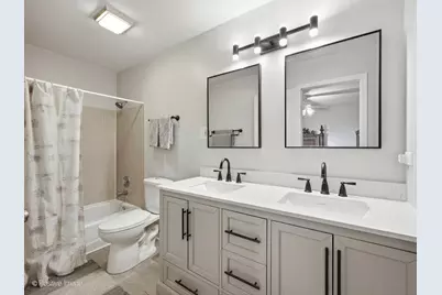 2821 Ashton Court, Westchester, IL 60154 - Photo 14