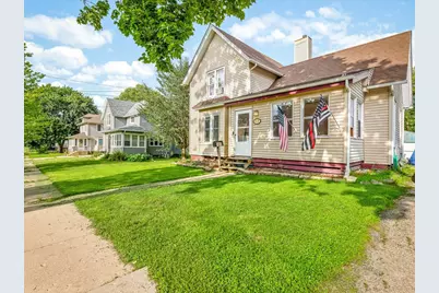 810 Union Avenue, Belvidere, IL 61008 - Photo 2
