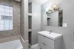 555 N Lawler Ave, Chicago, IL 60644 - Photo 12