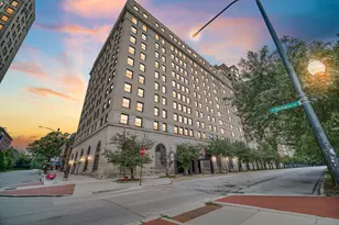 2100 N Lincoln Park West Ave, Chicago, IL 60614 - Photo 1