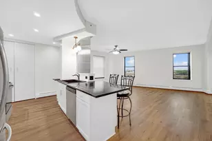 2100 N Lincoln Park West Ave, Chicago, IL 60614 - Photo 8