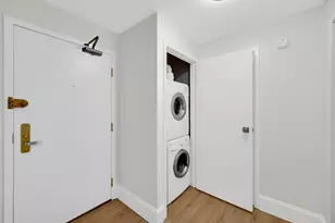 2100 N Lincoln Park West Ave, Chicago, IL 60614 - Photo 16