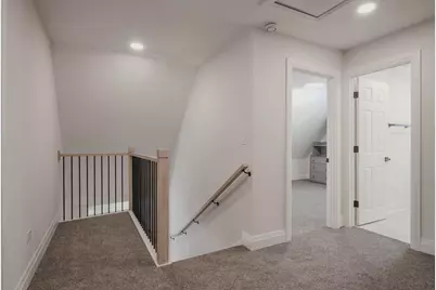 2250 N Kostner Avenue, Chicago, IL 60639 - Photo 16