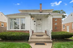 425 47th Ave, Bellwood, IL 60104 - Photo 1