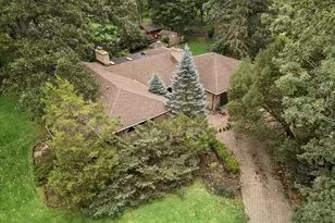 1655 Forest Dr, Glenview, IL 60025 - Photo 30