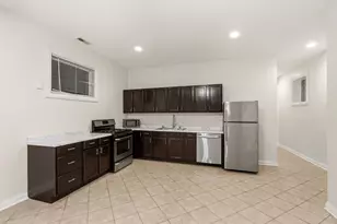 938 N Washtenaw Ave, Chicago, IL 60622 - Photo 4