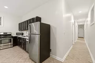 938 N Washtenaw Ave, Chicago, IL 60622 - Photo 6